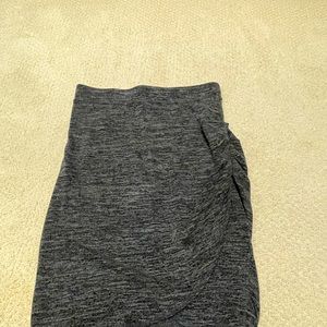 Elastic waist skirt